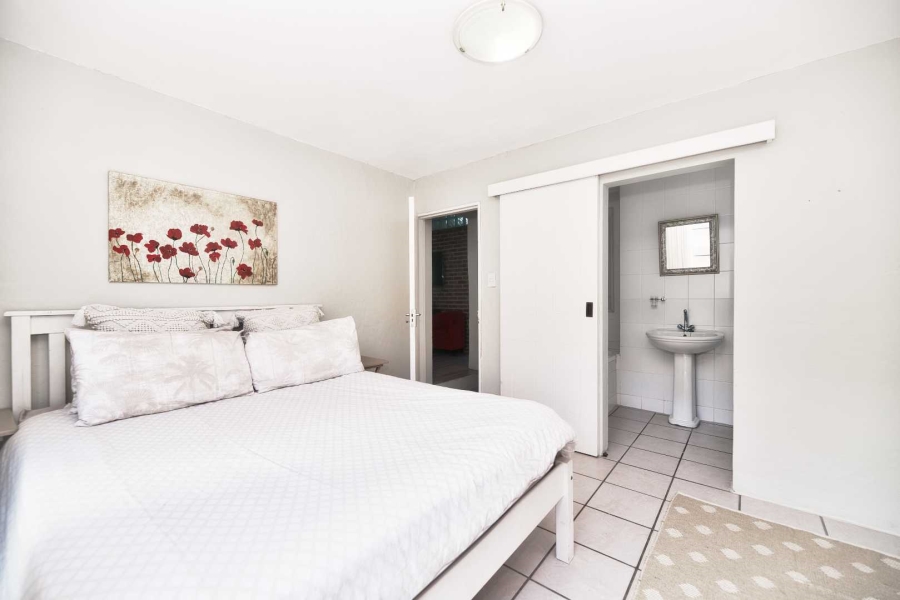 7 Bedroom Property for Sale in Hermanus Heights Western Cape